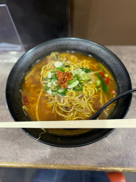 「台湾煮込みラーメン大盛」@中華料理 旬の写真