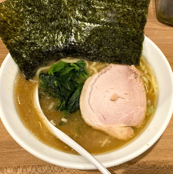 「ラーメン 850円」@家系らーめん やなぎやの写真