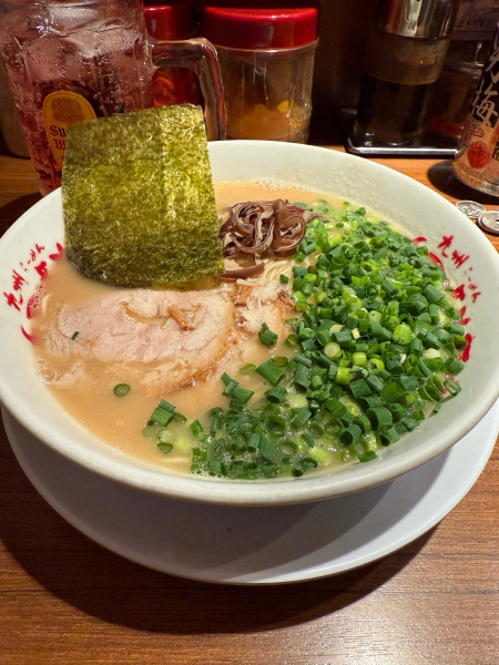 「らーめん＋ねぎ」@九州ラーメン つばめ軒の写真