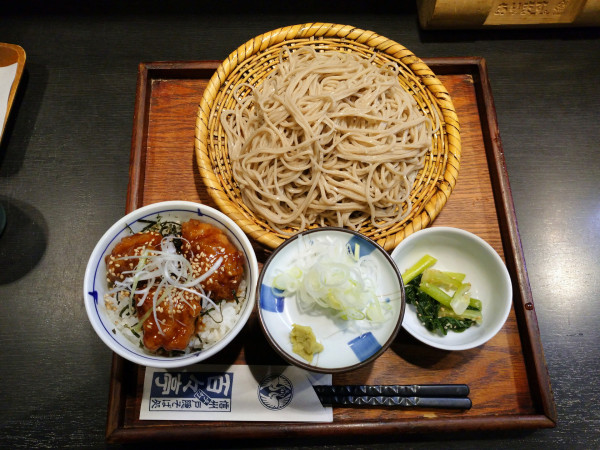 「昼そば定食（990円）」@百々亭 大井町店の写真