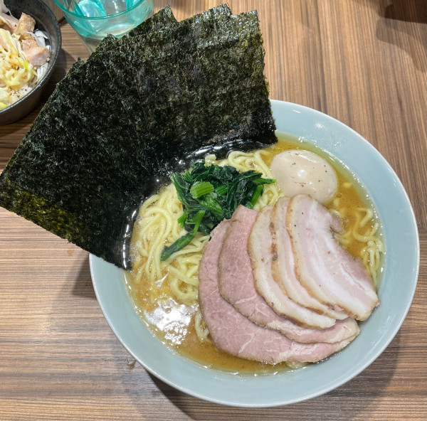「ラーメン」@横浜らーめん渡来武 総本店の写真