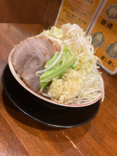 「ラーメン ニンニク増し、野菜増し」@肉そば千の写真