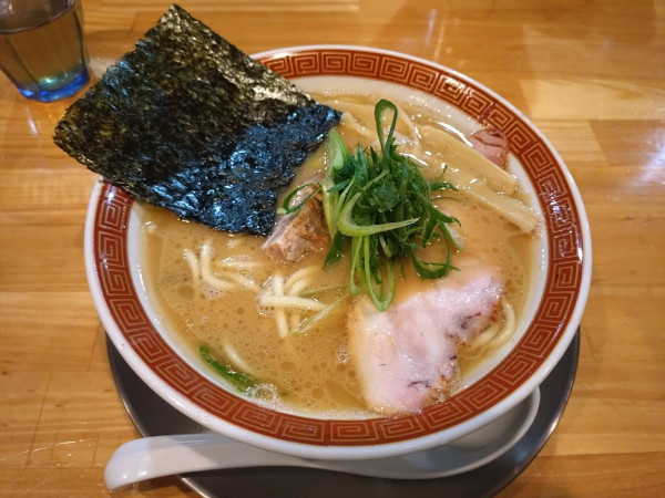 「年越し限定豚骨らーめん1,000円」@川の先の上の写真