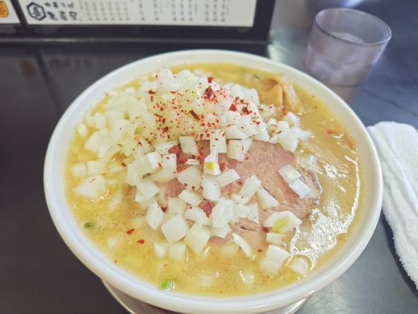 「味噌ラーメン➕玉ねぎ増し80円」@中華そば 亀喜屋の写真