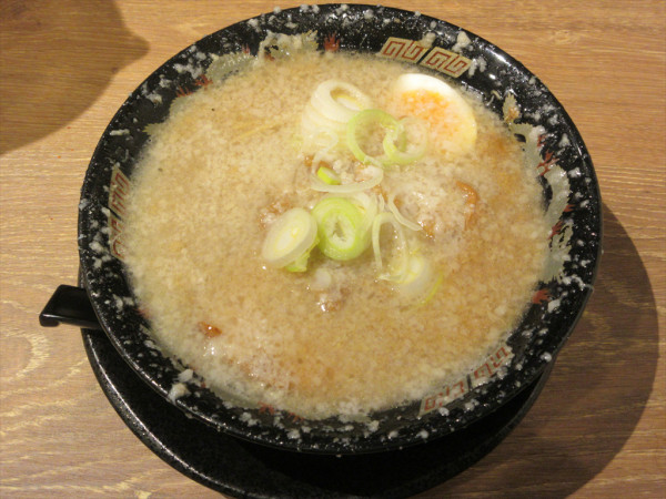 「こってりらーめん（900円）」@らーめん 平太周 吉祥寺店の写真