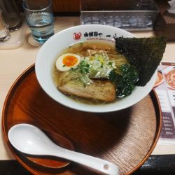 塩ラーメン