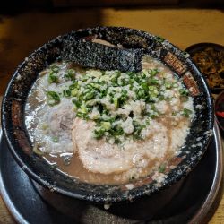 とんこつらーめん　1000円