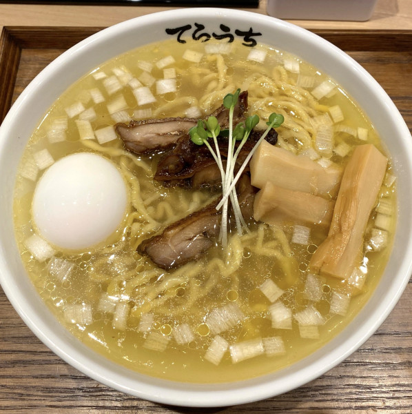 「中華そば 930円」@磨宝の鶏 中華そば てらうちの写真