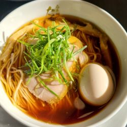 味玉醤油らぁ麺