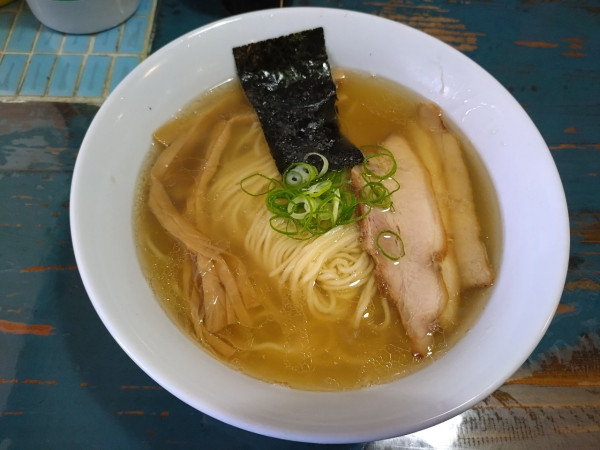 「塩ラーメン900円」@カミカゼの写真