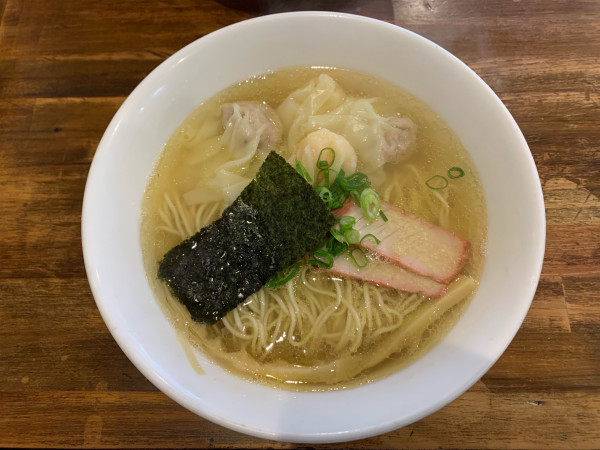 「白出汁特製ワンタンメン」@支那そば 大和 稲荷町本店の写真