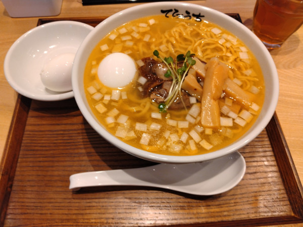 「塩中華そば¥930+塩卵¥150-」@磨宝の鶏 中華そば てらうちの写真