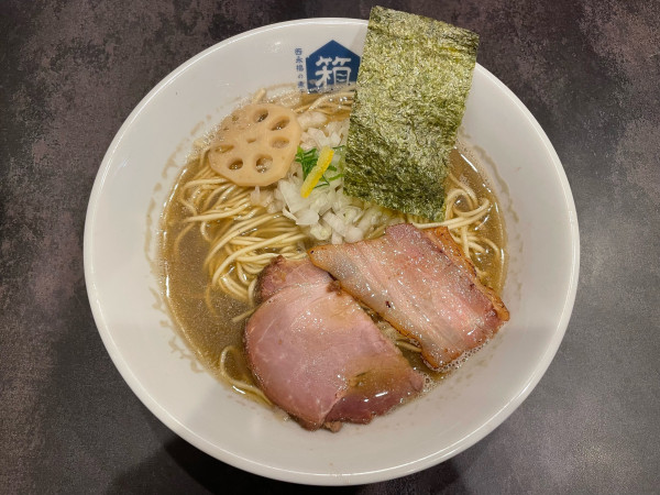 「煮干らーめん」@西永福の煮干箱の写真