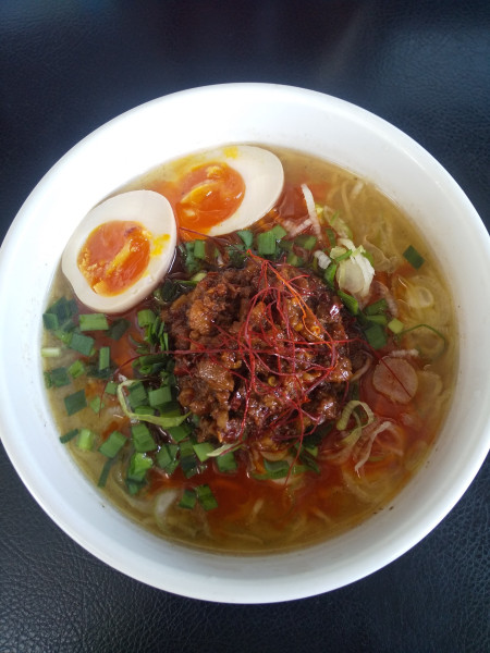 「塩台湾ラーメン（味玉付き）」@あらし 新鵜沼駅前店の写真