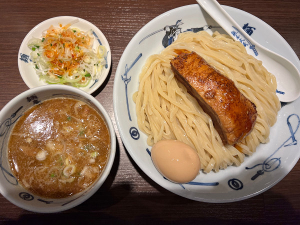 「濃厚武蔵つけ麺（3倍）1450円+旨辛葱150円」@麺屋武蔵 浜松町店の写真