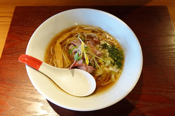 「【限定Ａ】中華鶏蕎麦（しょうゆ）￥９００」@佐波理の写真