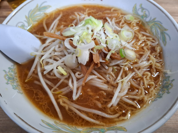 「もやしラーメンみそ味」@あしなや食堂の写真