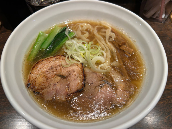 「塩（秋刀魚と貝出汁 手揉み麺)950円」@ら〜麺 瑞藤の写真