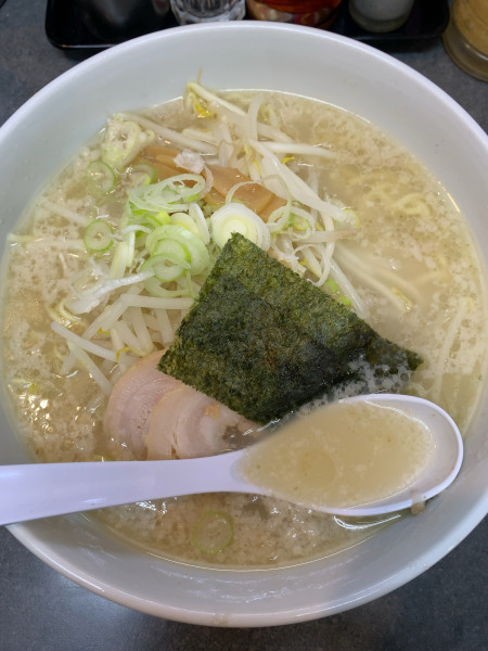 「ハッスル塩ラーメン」@ハッスルラーメンホンマ 亀戸本店の写真