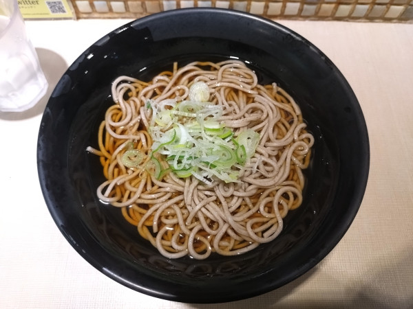 「かけそば340円」@濱そば 横浜店の写真