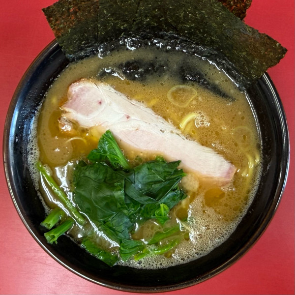 「ラーメン 並（半麺）¥900」@田上家の写真