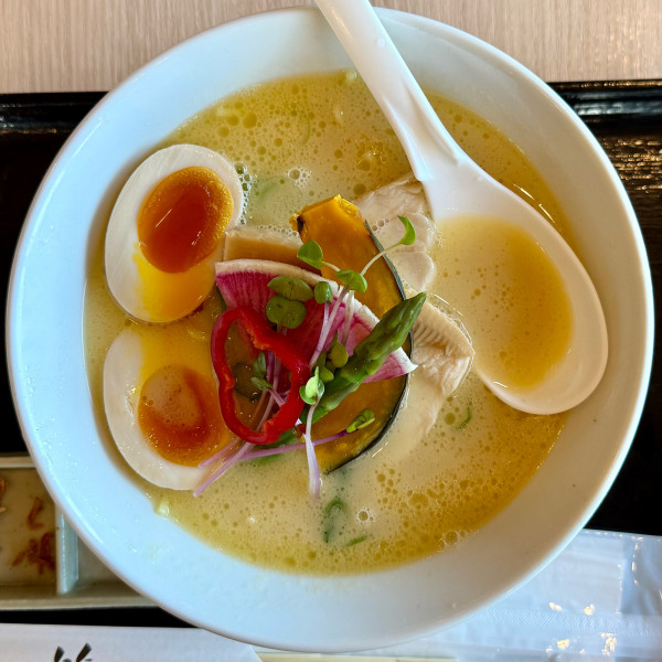 「鶏白湯Special Soba ¥2,200」@銀座 篝 成田空港店の写真