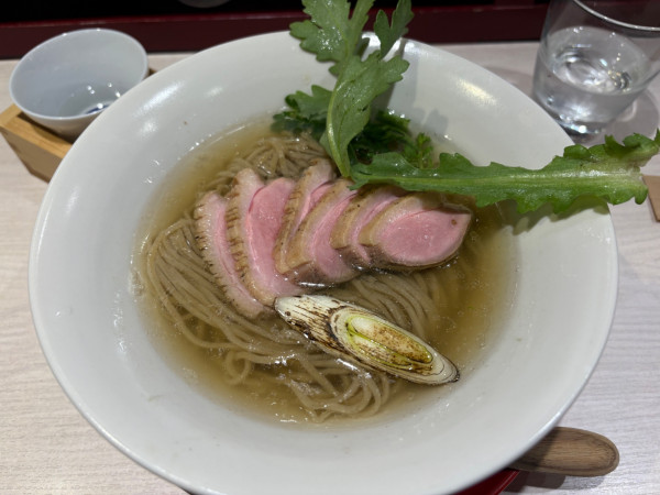 「【30日限定】鴨蕎麦(塩)1200円+鴨チャーシュ増し」@柳麺 呉田-goden-の写真