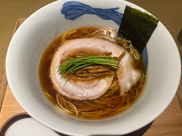 「醤油らぁ麺」@NIPPON RAMEN 凛 TOKYOの写真