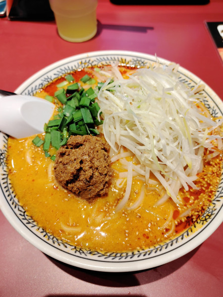 「白胡麻担々麺」@丸源ラーメン 大泉学園店の写真