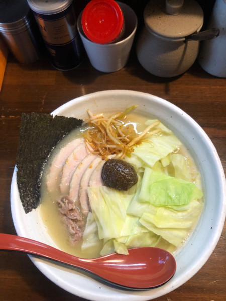 「熟成練醤油ラーメン」@『   』（無銘）の写真