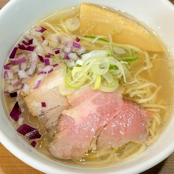 「貝出汁らぁめん 塩 930円＋小あさりしぐれ煮 200円」@貝出汁らぁ麺 しらかしの写真