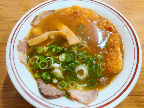 「勝ツそば（麺半分）」@浅月 本店の写真