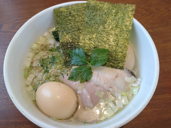 「鶏だし特製塩ラーメン1030円」@麺処さとう 船引店の写真