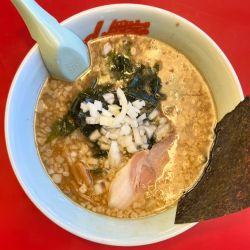 プレミアム醤油とんこつラーメン