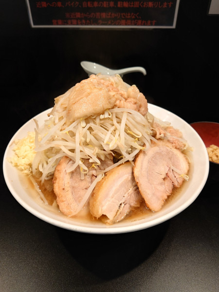 「小ラーメン大盛り豚4枚  生姜   全マシ」@豚風。の写真