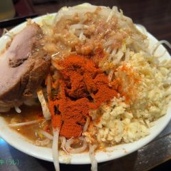 すごい味噌ラーメン(麺量300g)麺がモチハーフ＆ハーフ一辛
