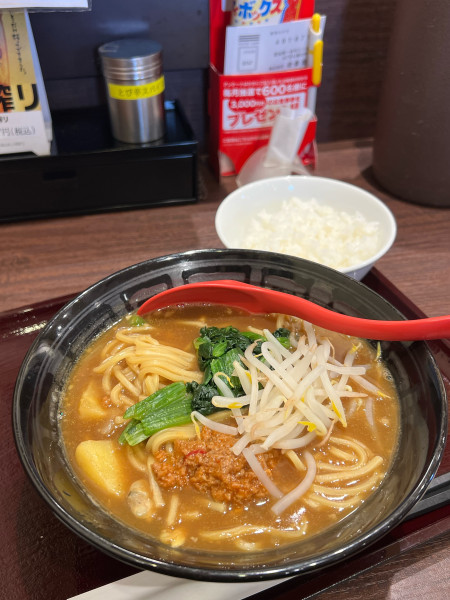 「カレーらーめんエビあさり」@カレーハウスCoCo壱番屋 一宮千秋店の写真