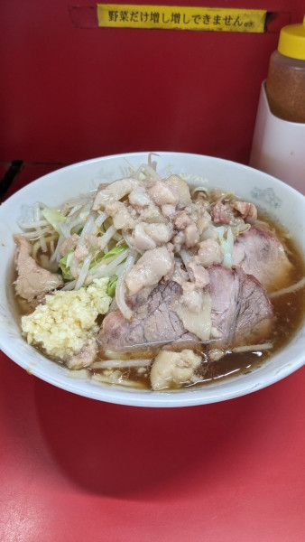 「小ラーメン（にんにくあぶら）」@ラーメン二郎 上野毛店の写真
