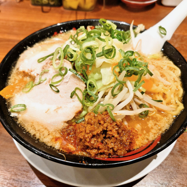 「期間限定　北海道濃厚味噌󠄀らぁめん＋焼きめし餃子定食」@ラーメン魁力屋 取手店の写真