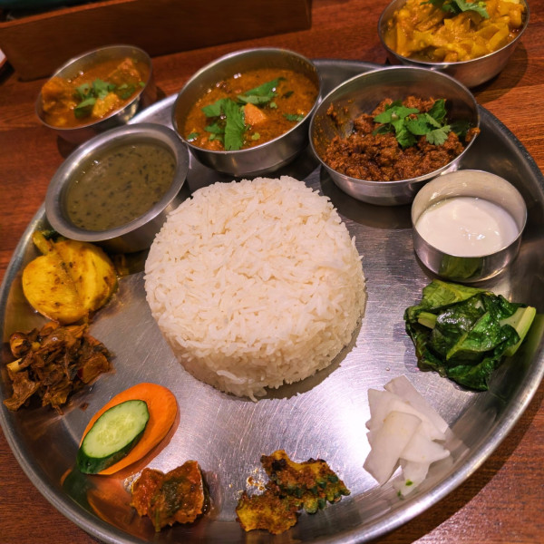 「ネパール「ダルバート」4種ガケ」@Spice Corner Benzieの写真