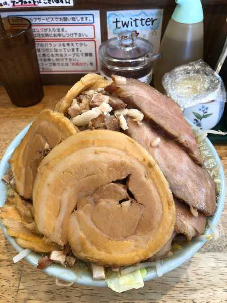 「がっつりラーメン　豚増量」@山勝軒の写真