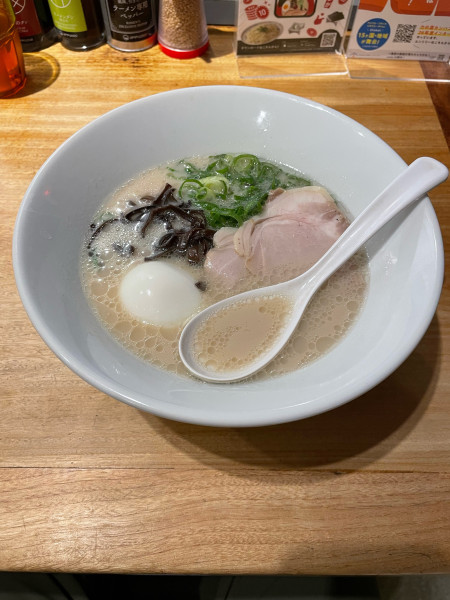 「玉子白丸990円」@博多一風堂 仙台東口店の写真