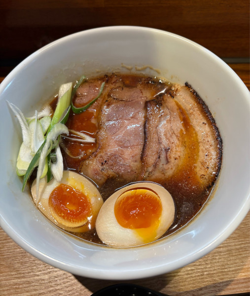 「限定特製シモタカブラック」@煮干そば HIMAWARIの写真