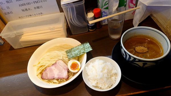 「鳥豚魚介つけめん」@ラーメン ますだやの写真