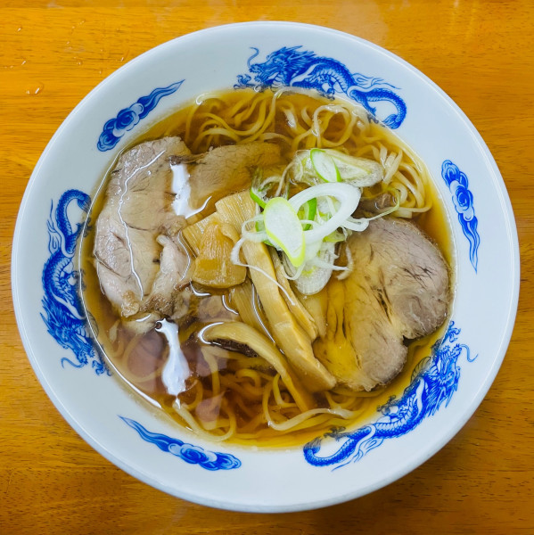 「紫醤油らーめん+チャーシュー 1000円」@醤油家おゝ田の写真