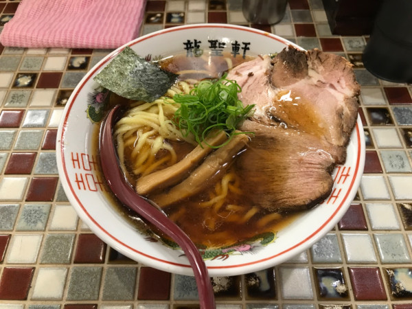 「醤油ラーメン 910円」@町田龍聖軒の写真