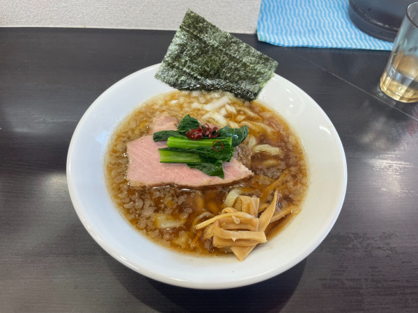 「牛脂ラーメン」@自家製手打ち麺 禿の写真