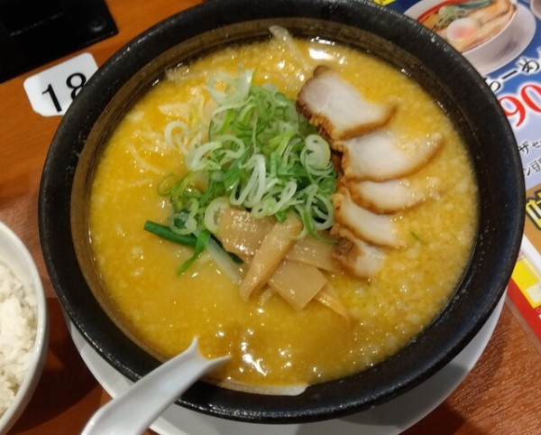 「味噌とんこつラーメン」@幸楽苑 新西バイパス店の写真
