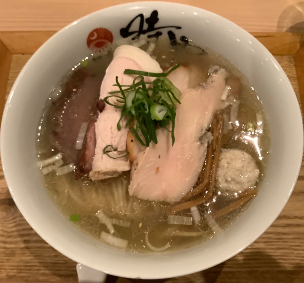 「塩そば　＋　チャーシュー」@中華蕎麦 時雨の写真