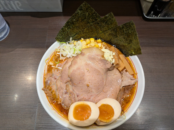 「特製味噌ウルフ」@ライトニングファイヤーの写真